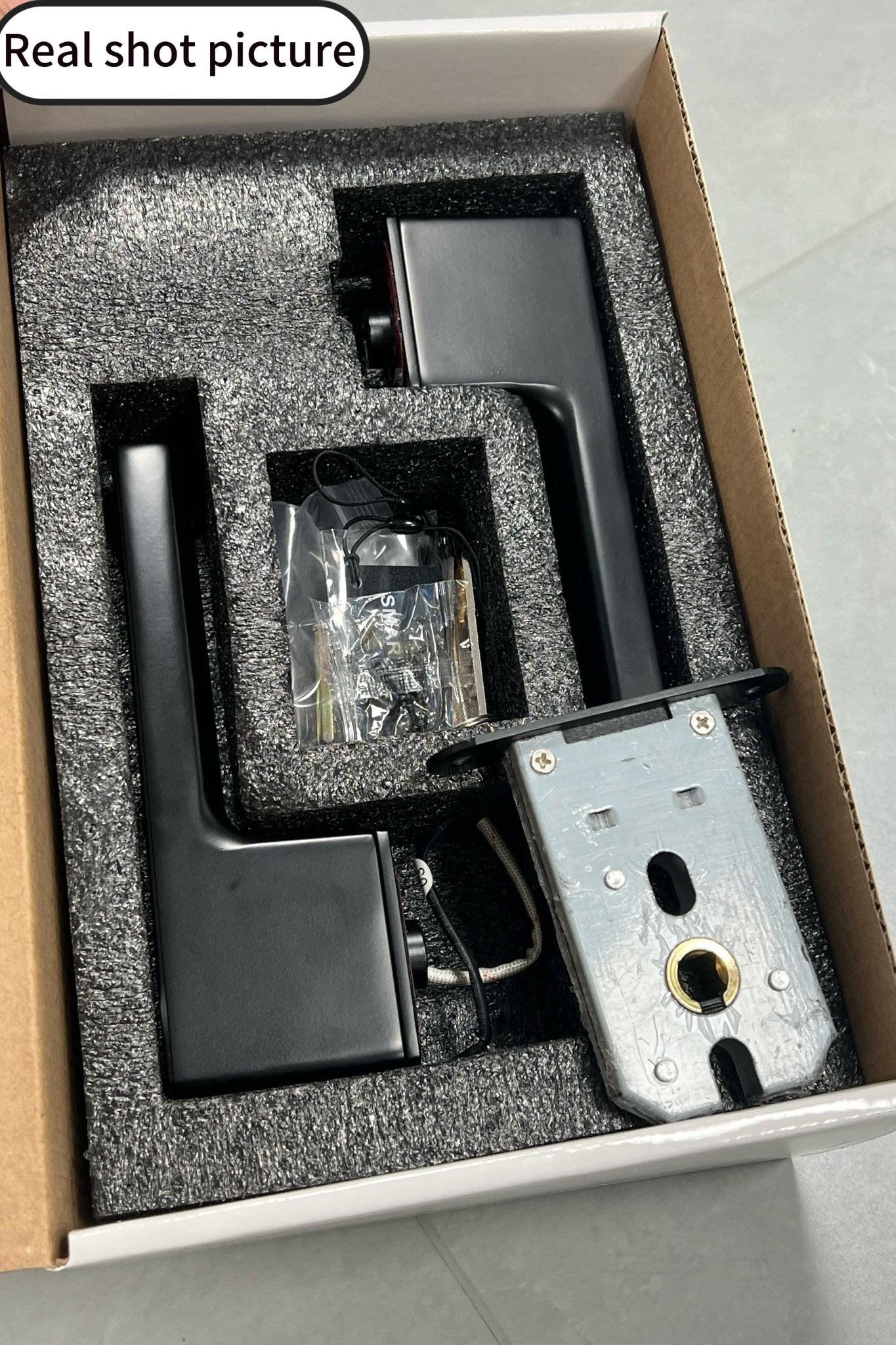 Y01 Smart Slim Door Lock with Single Latch | Fingerprint, PIN, IC Card & Tuya App - homekt - Specialty department stores